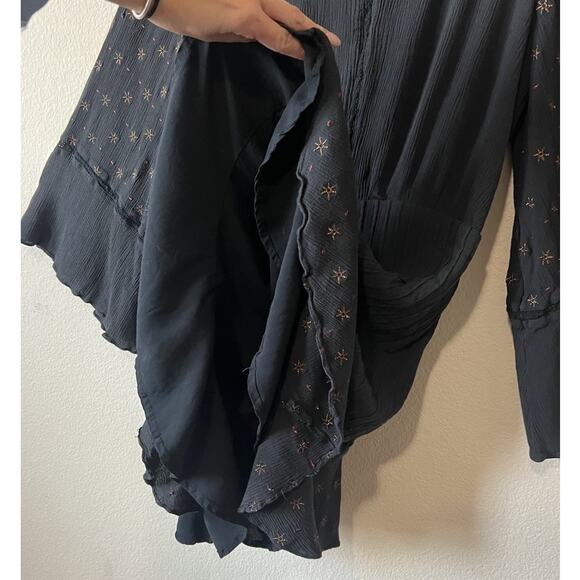 Stevie May Black Star M Embroidered Boho Mini Dress Bell Sleeve Celestial - Picture 4 of 8